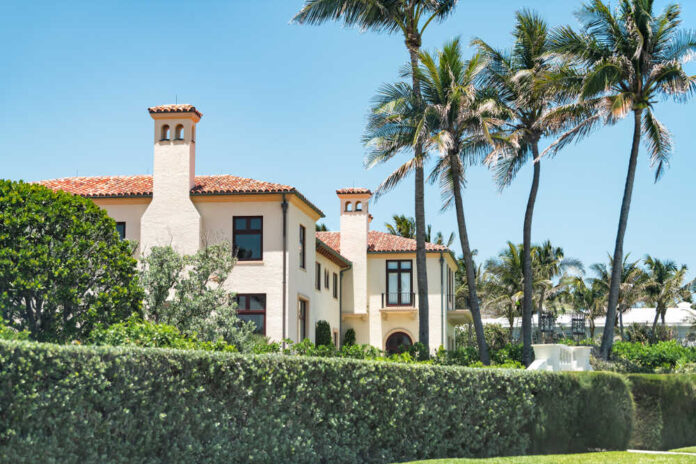 Palm,Beach,,Usa,-,May,9,,2018:,Mar-a-lago,,Presidential,Residence