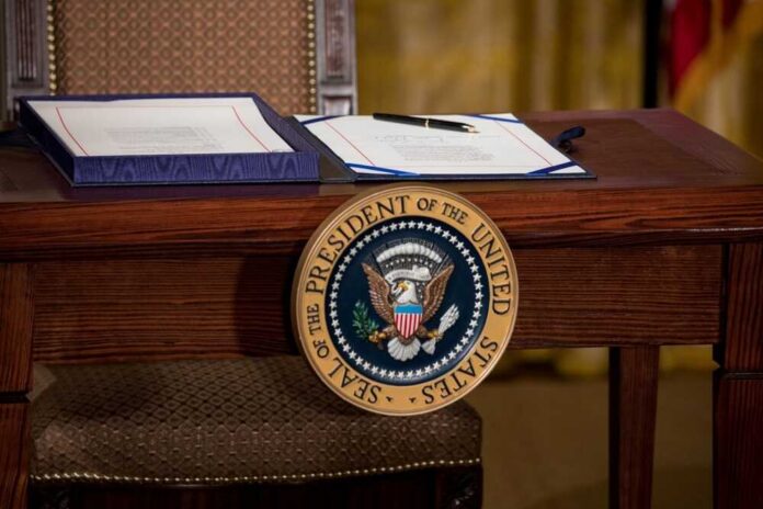 The,Table,With,The,Presidential,Seal,Where,President,Donald,Trump