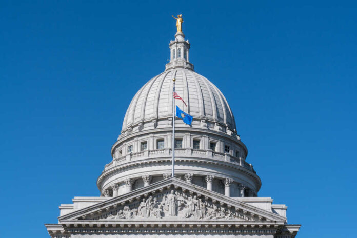 Wisconsin,State,Capitol,Building,In,Madison,,Wisconsin
