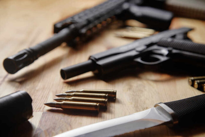 Weapons,And,Military,Equipment,For,Army,,Assault,Rifle,Gun,,Handgun