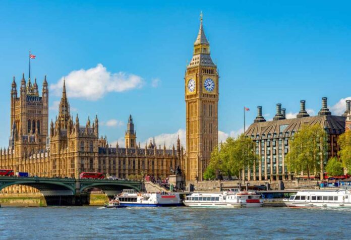Big,Ben,Tower,Of,Houses,Of,Parliament,And,Westminster,Pier,