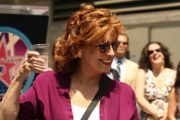 Joy,Behar,At,The,Award,Ceremony,Honoring,Barbara,Walters,With