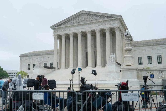 shutterstock_2152306501 U.S. Supreme Court building with media equipment set up outside